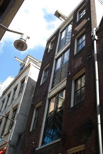 Old City Amsterdam Bed And Breakfast Exterior photo